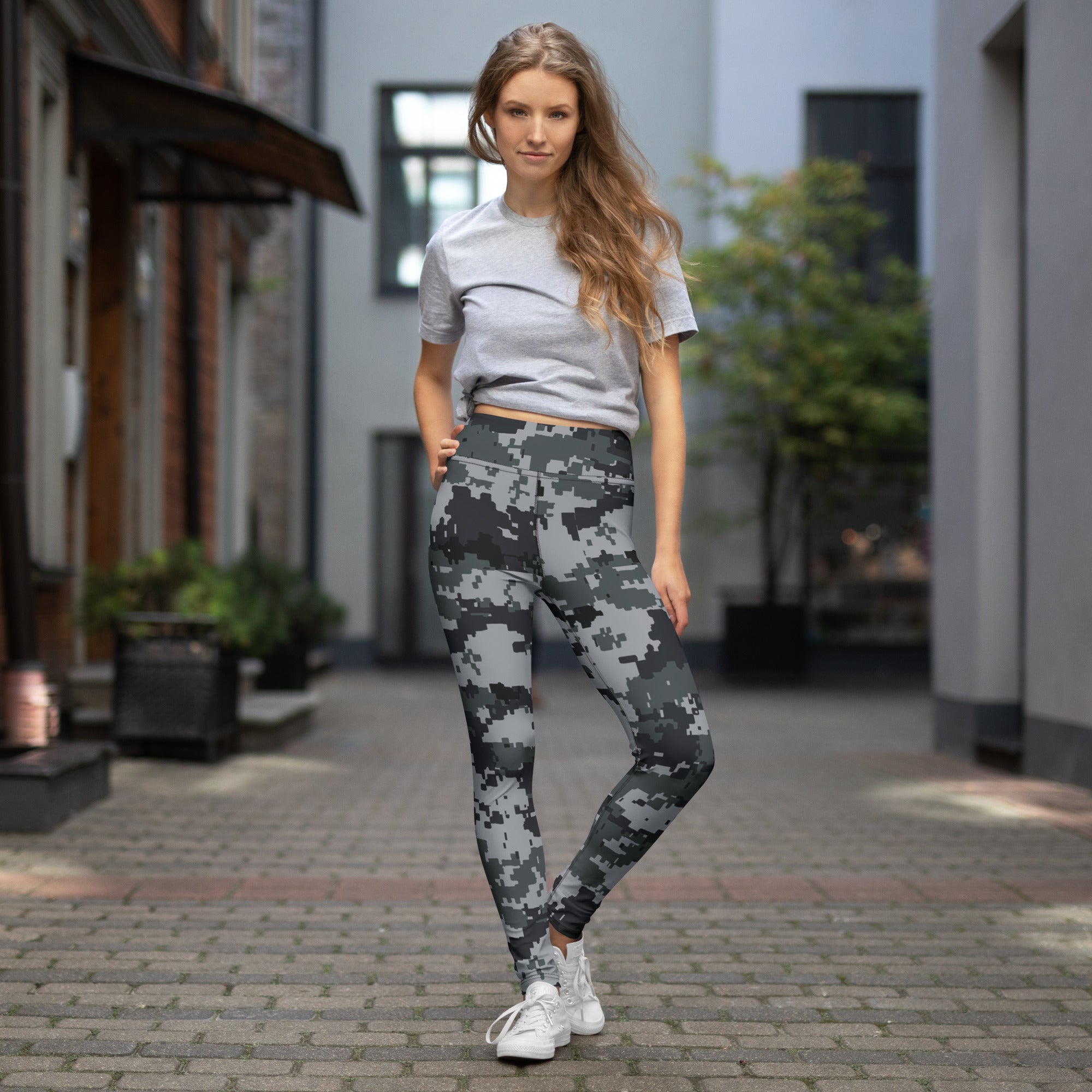 Women’s digital camo yoga leggings with high-rise waistband, full-length fit