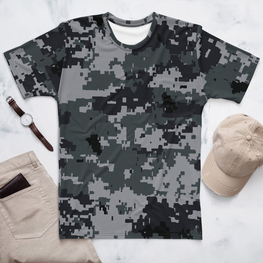 Men's digital camo T-shirt with crew neck and short sleeves, dark gray/black pixel pattern