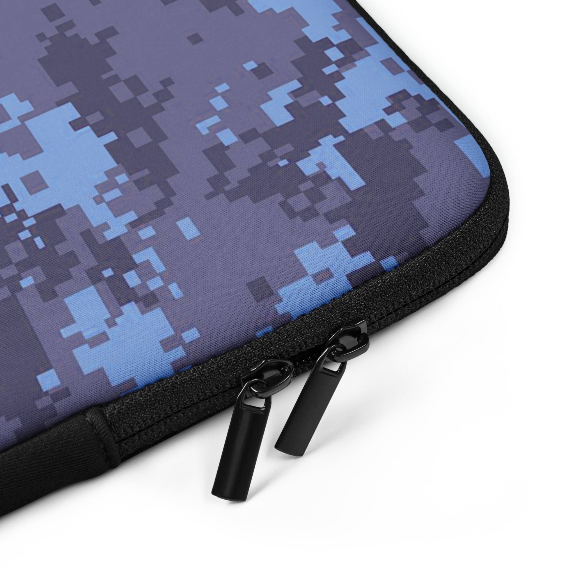 Digital camo laptop sleeve with black zipper and pull tab detail
